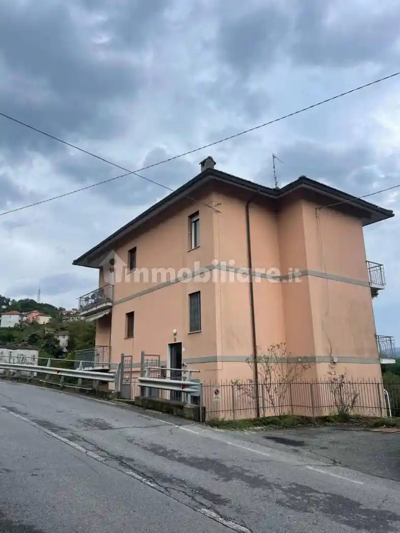 Appartamento in vendita a Sant'Olcese