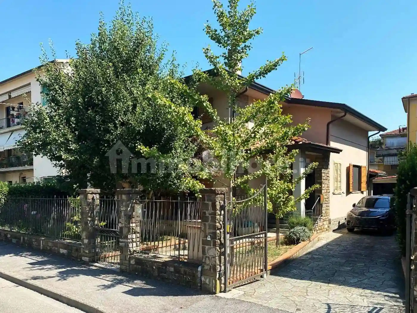 Villa - foto 2