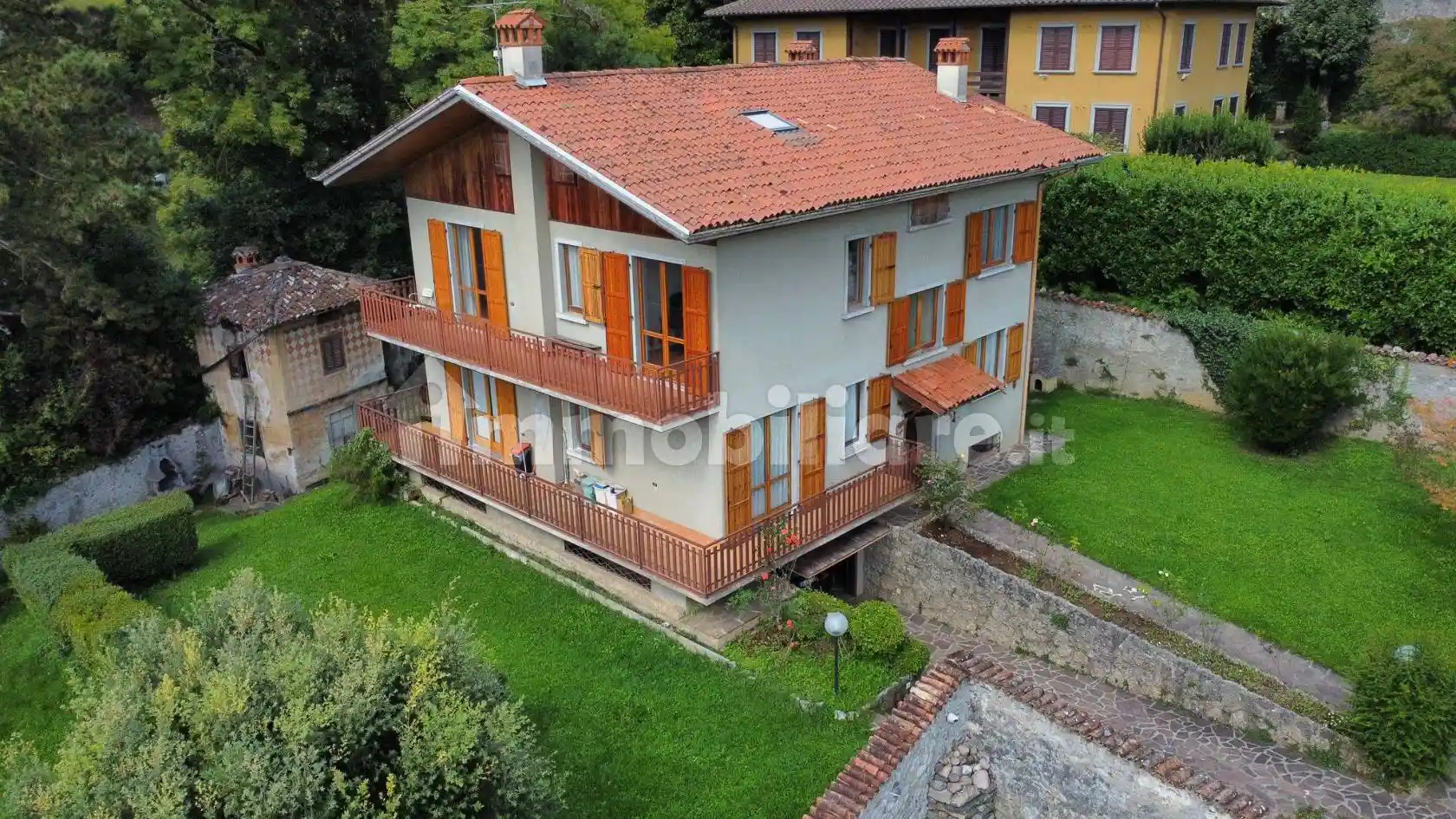 Villa in vendita a Clusone
