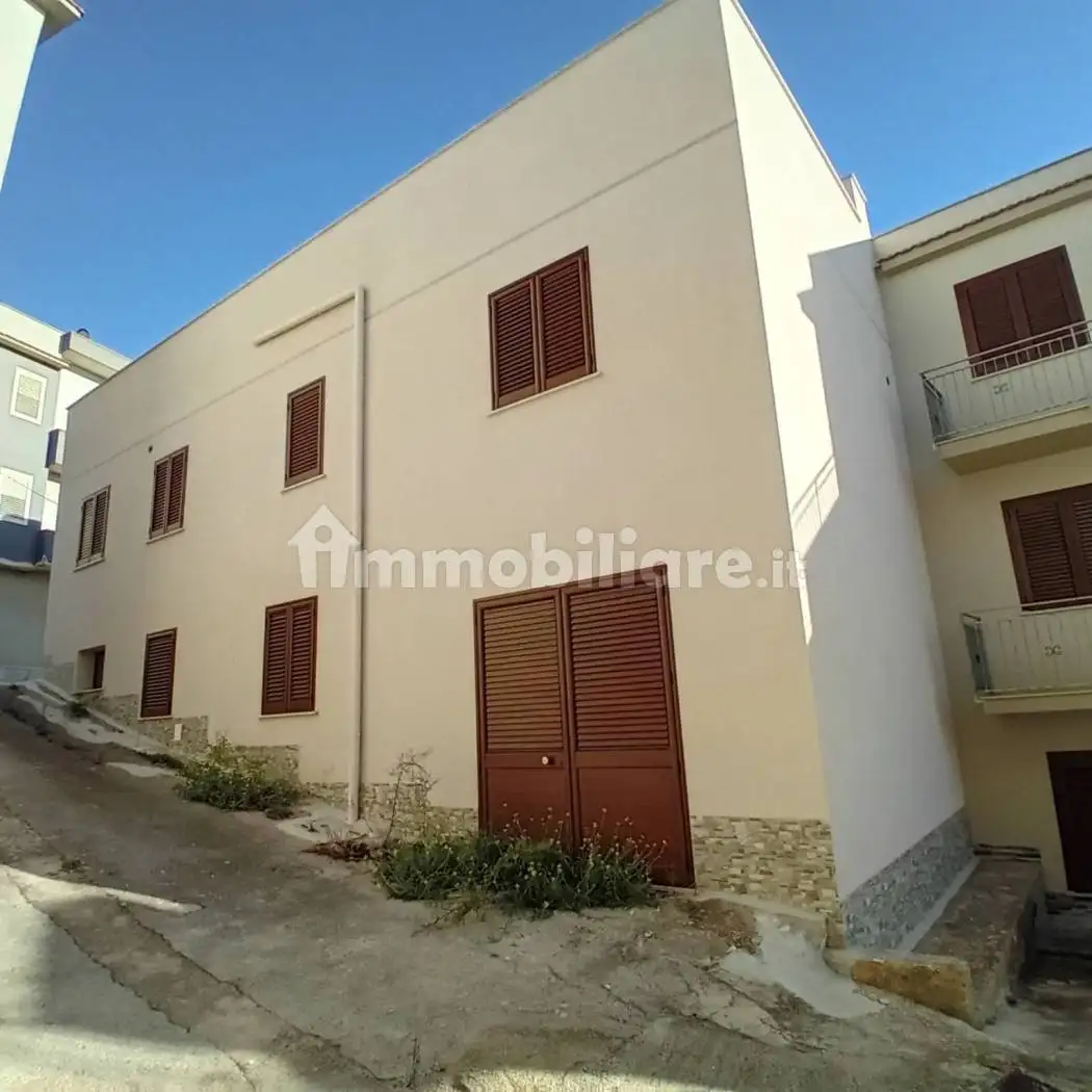Casa indipendente in vendita a Partanna