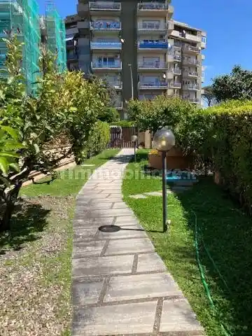 Villa a schiera via Simonide 36, Axa, Roma - foto 2