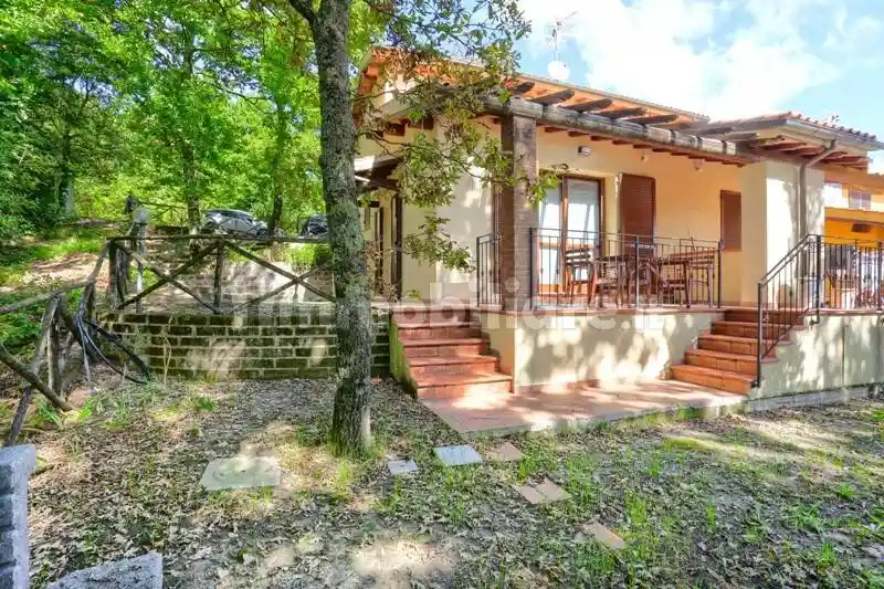 Villetta a schiera in vendita a Monteverdi Marittimo