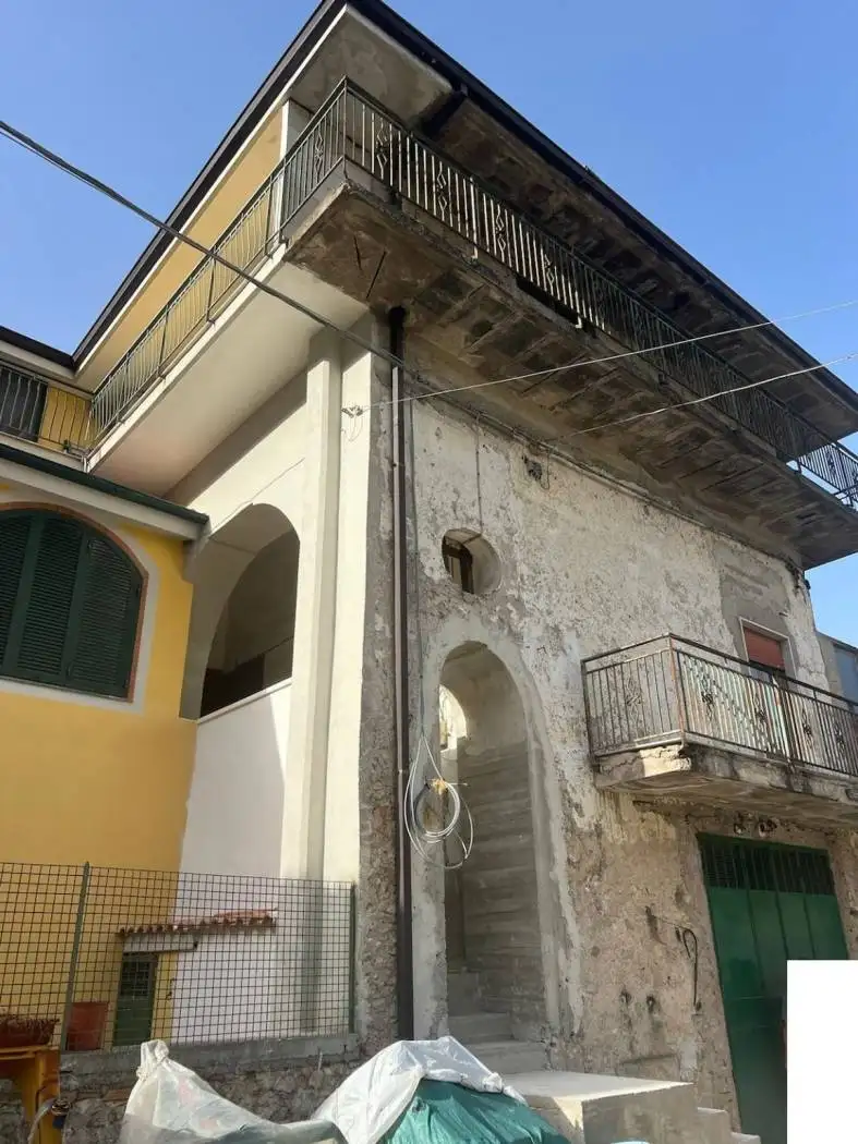 Villa in vendita a Giffoni Valle Piana