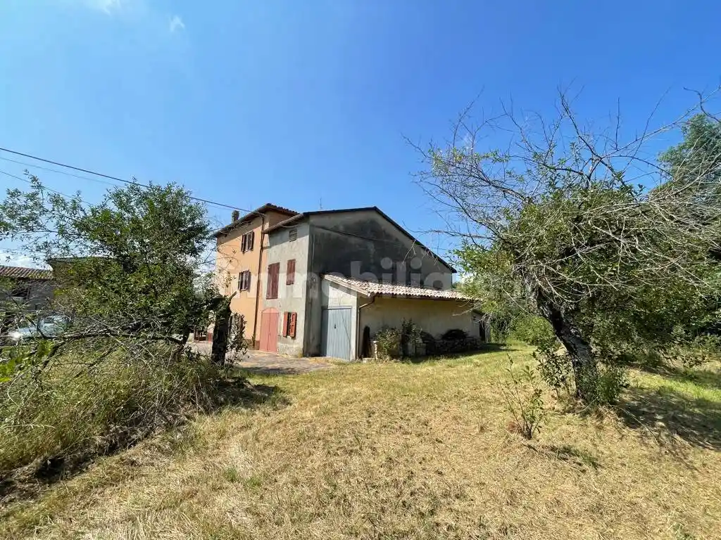 Casa indipendente in vendita a Pavullo nel Frignano
