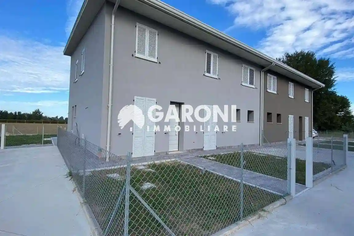 Villetta a schiera - foto 2