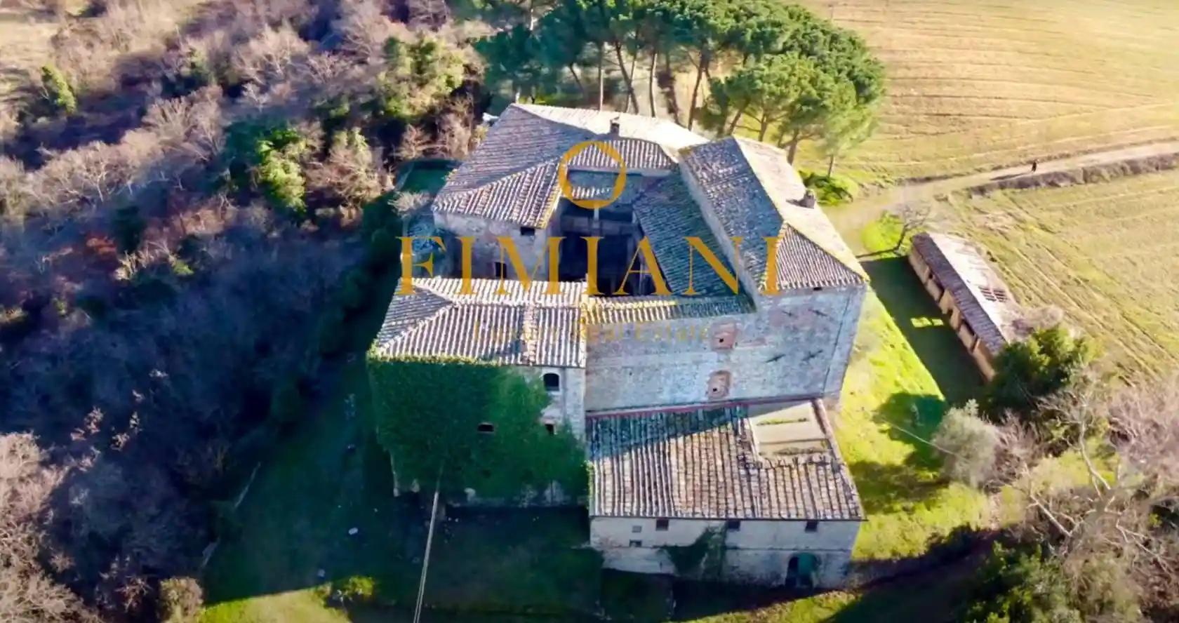 Palazzo - Edificio in vendita a Monteriggioni