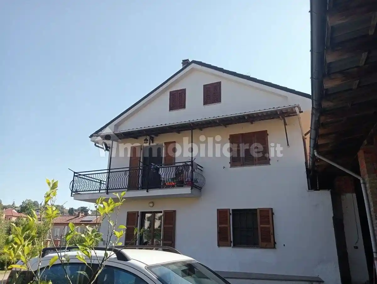 Casa indipendente in vendita a Alessandria
