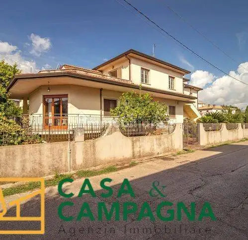 Villa in vendita a Vairano Patenora