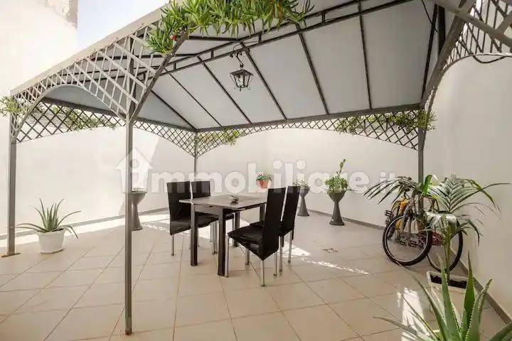 Trilocale via Evangelista Menga 26, Rudiae - Casermette, Lecce