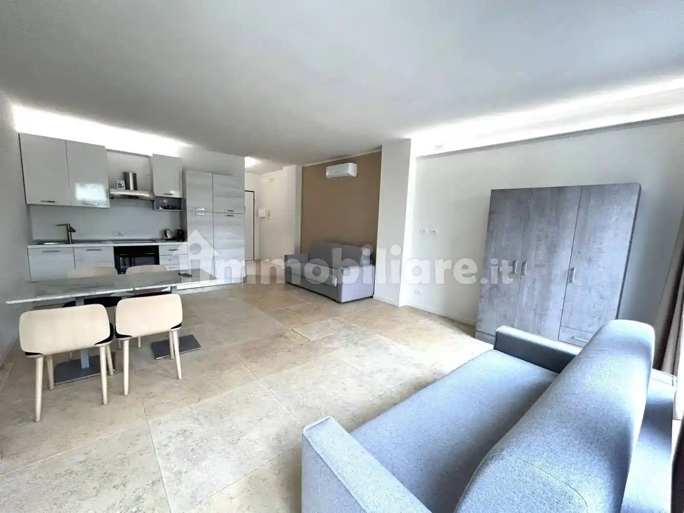 Appartamento in vendita a Desenzano del Garda