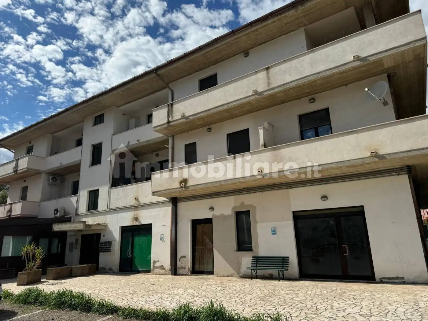 Appartamento in vendita a Collecorvino