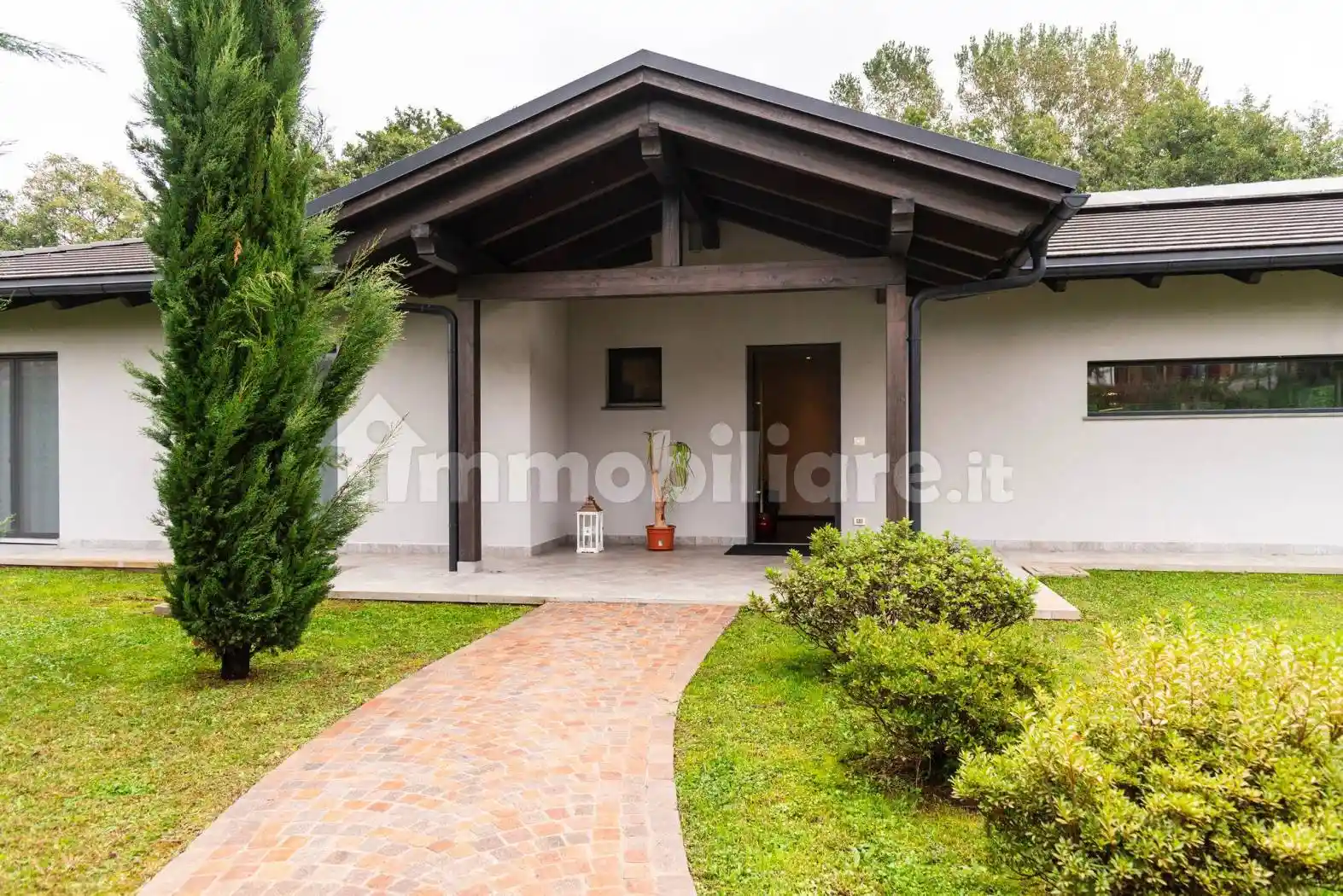 Villa in vendita a Sumirago