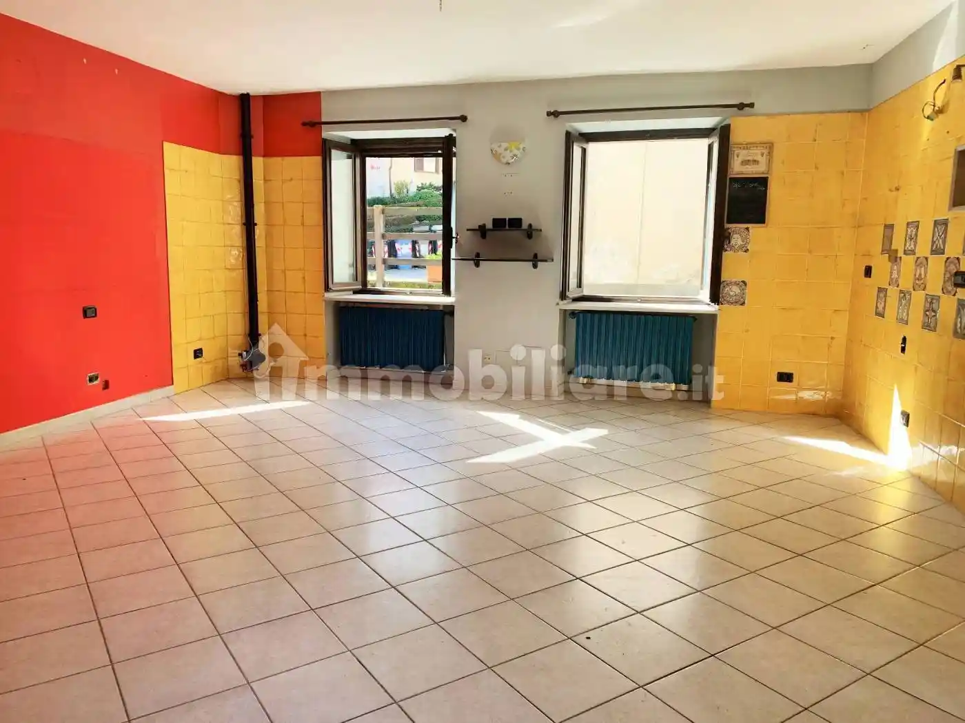 Casa indipendente in vendita a Vaie