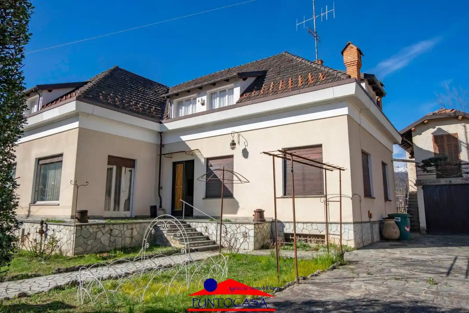 Villa in vendita a Dronero