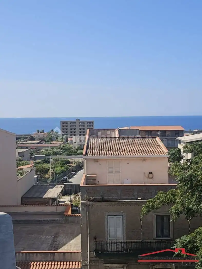 Appartamento in vendita a Montebello Ionico