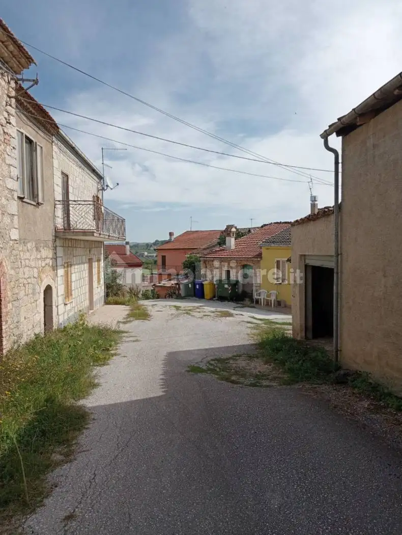 Rustico - Casale in vendita a Baranello