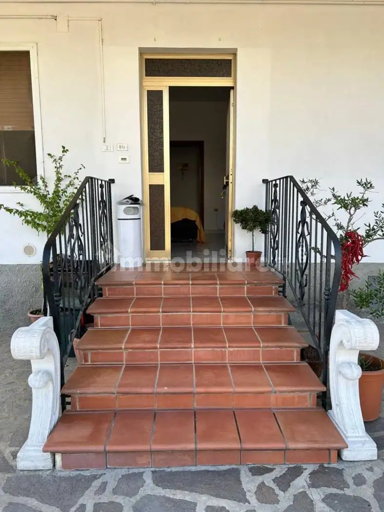 Palazzo - Edificio in vendita a Paglieta