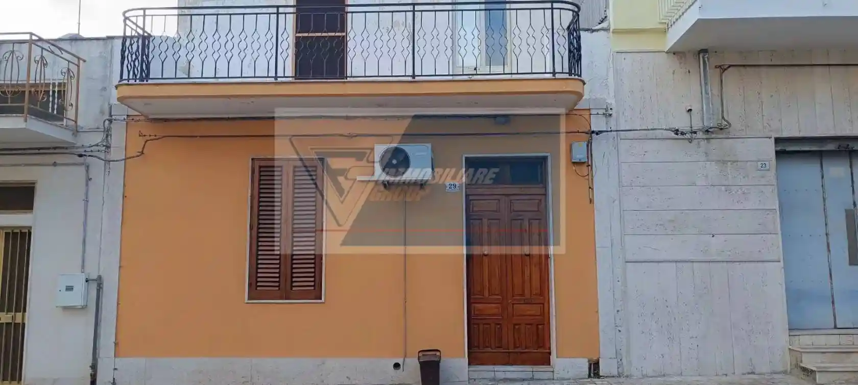 Palazzo - Edificio in vendita a Solarino