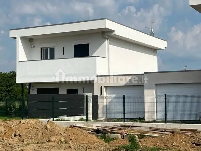 Villa in vendita a Pavia