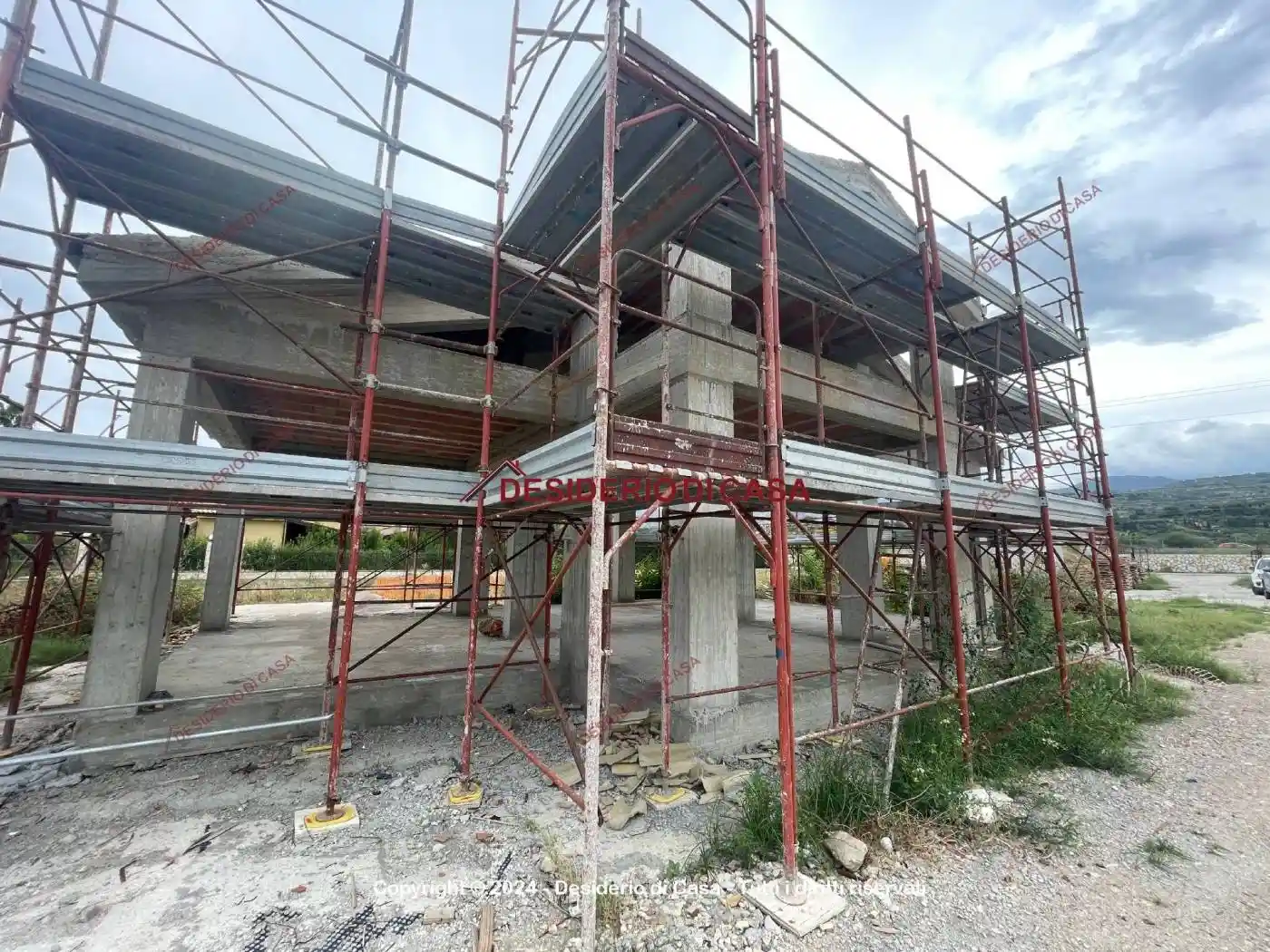 Villa in vendita a Campofelice di Roccella