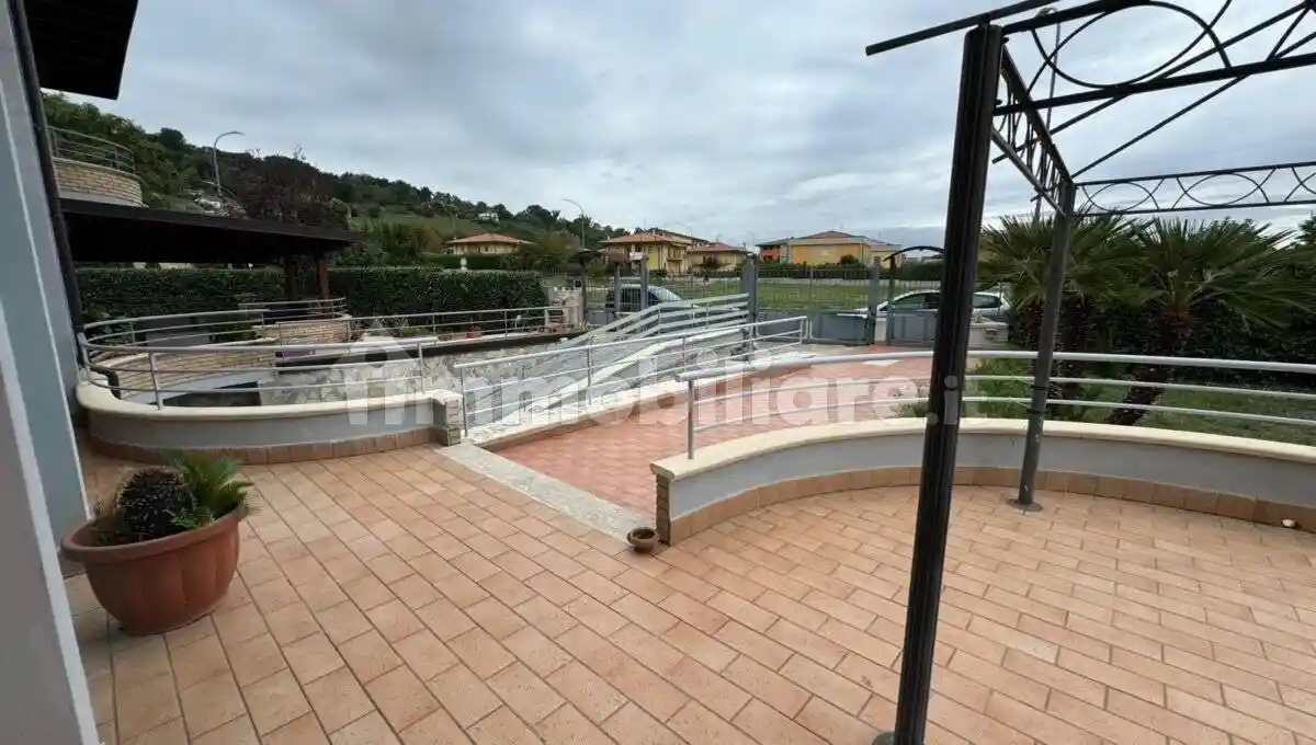 Villa a schiera via Santa Colomba, Rione Libertà, Benevento - foto 2