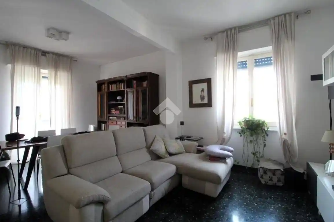 Appartamento in vendita a Genova