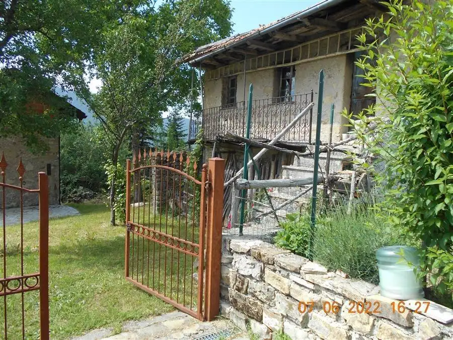 Casa indipendente in vendita a Carrega Ligure