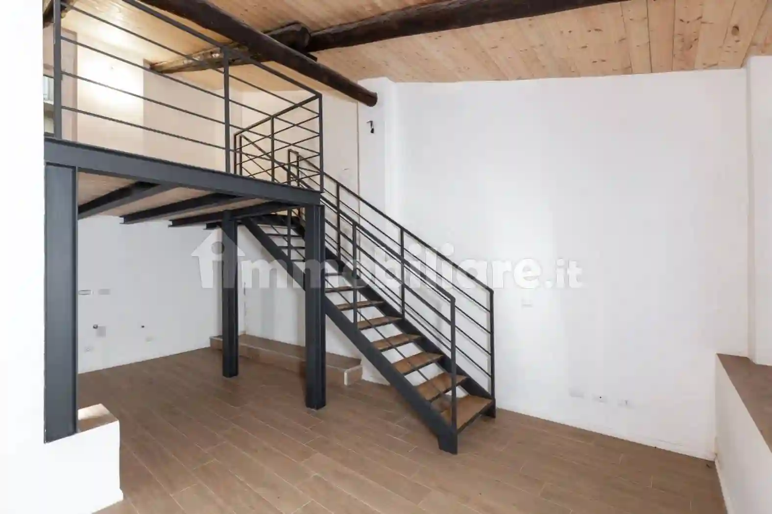 Loft - foto 4