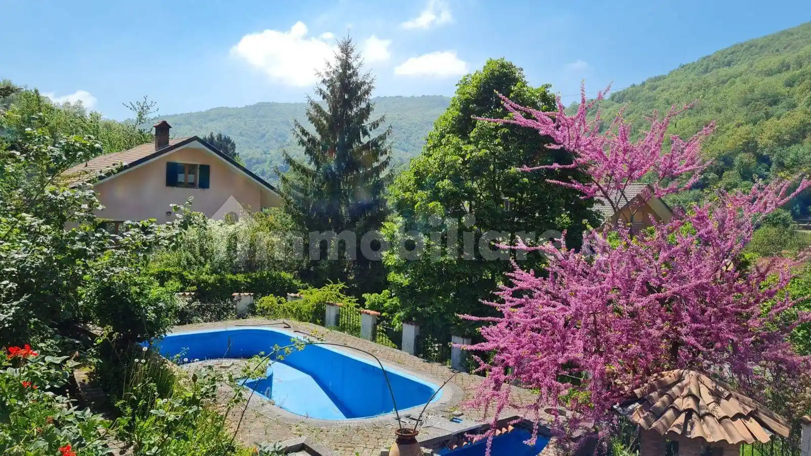 Villa in vendita a Savignone