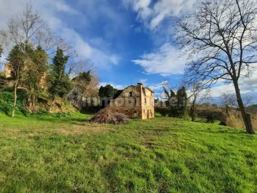 Rustico - Casale in vendita a Colli al Metauro