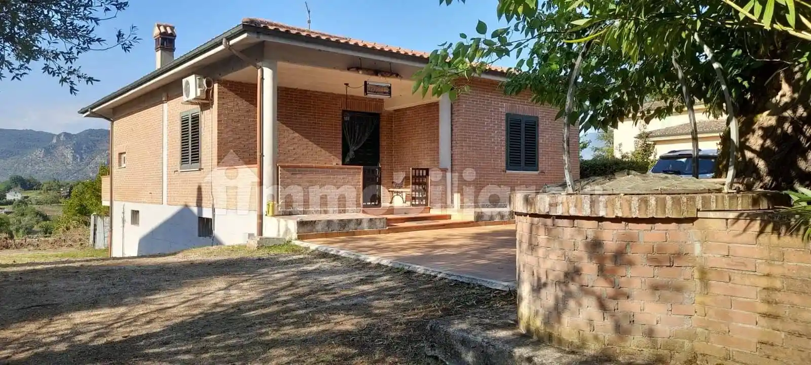 Villa in vendita a Pignataro Interamna