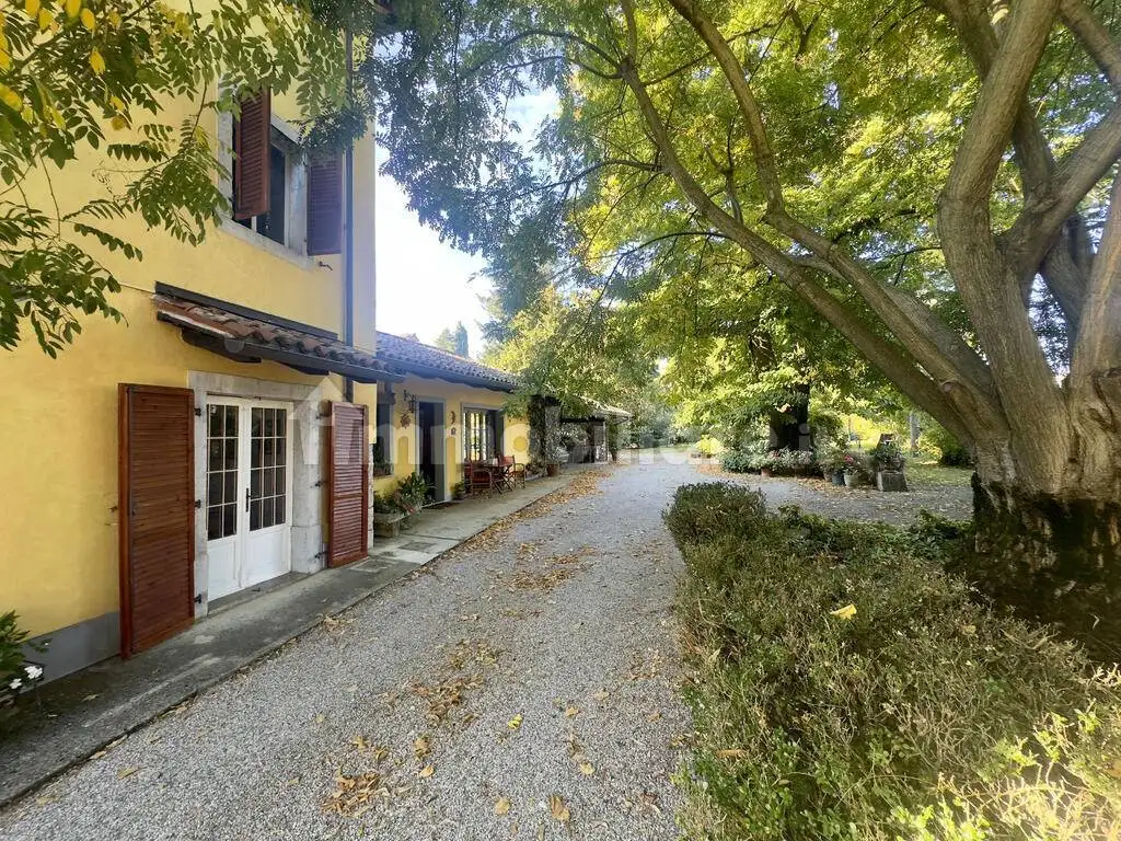 Villa in vendita a Sagrado