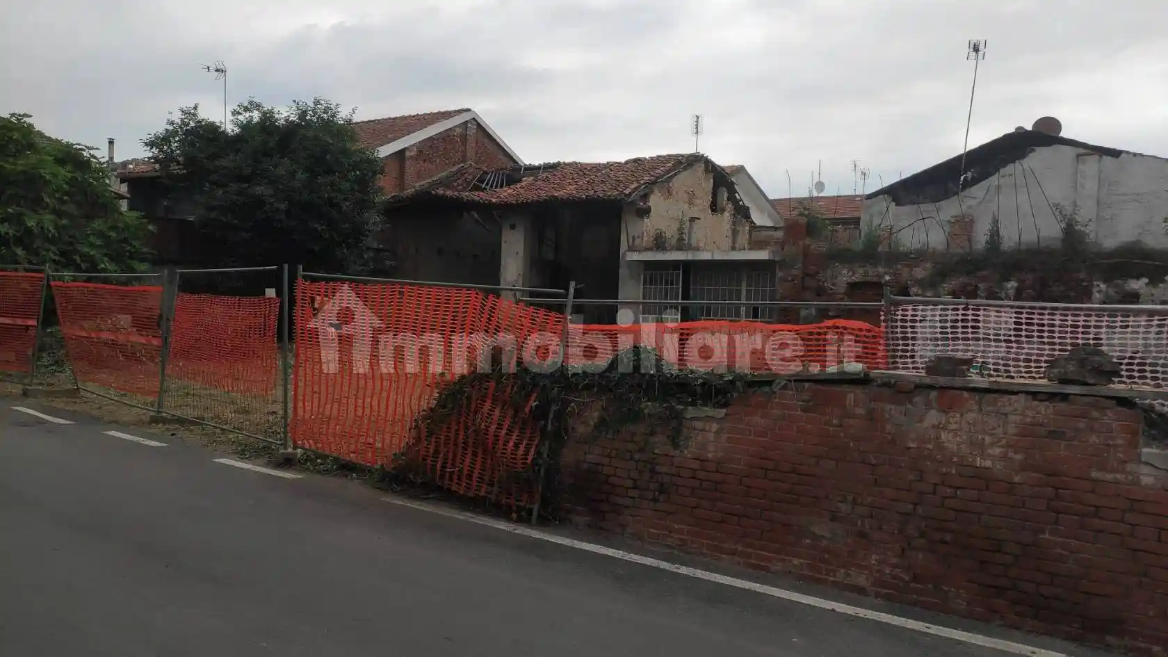 Rustico - Casale in vendita a Leinì