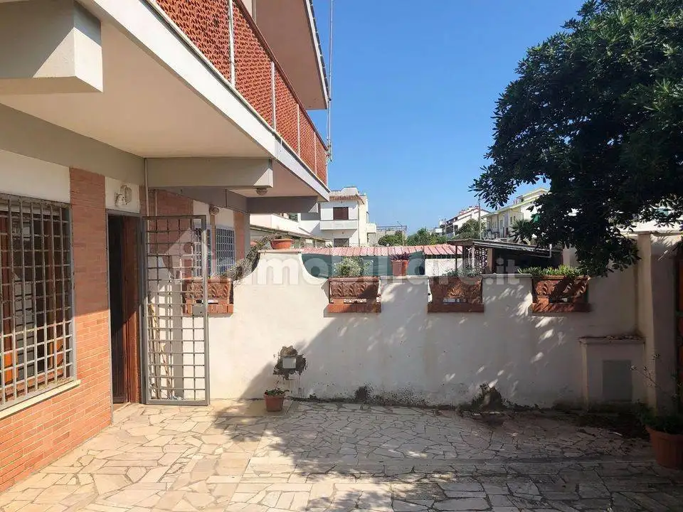 Villetta a schiera in affitto a Ardea