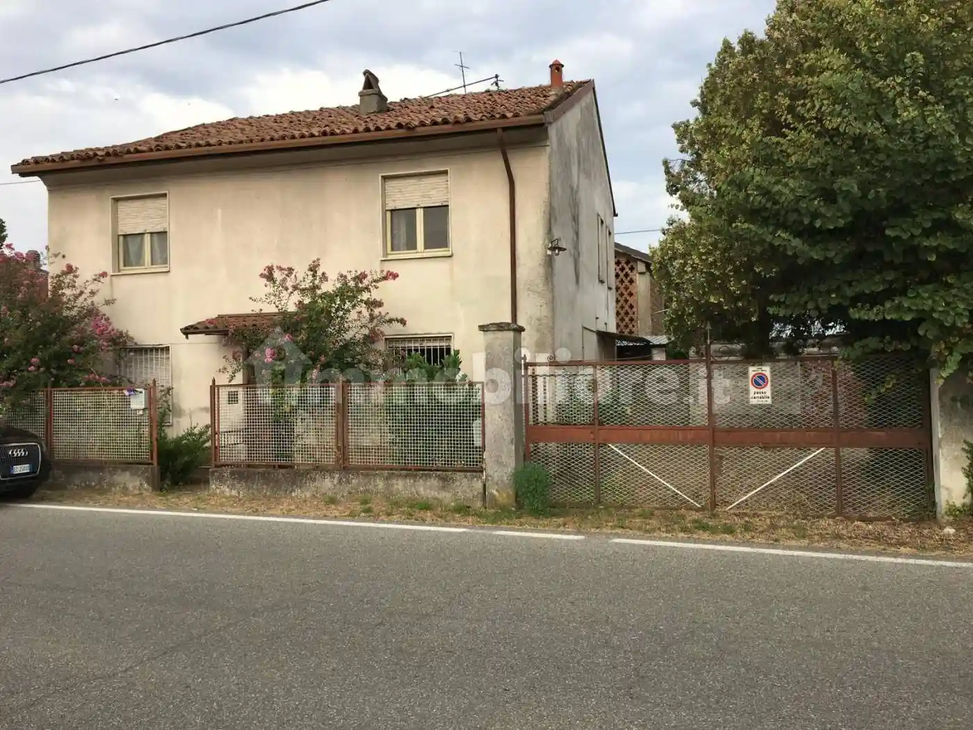 Villa in vendita a Robecco Pavese