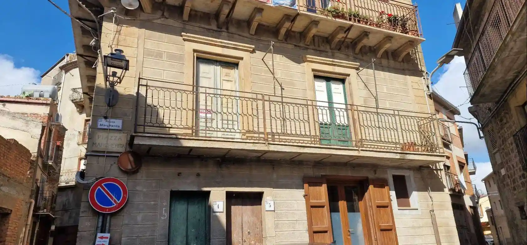Appartamento in vendita a Castel di Lucio