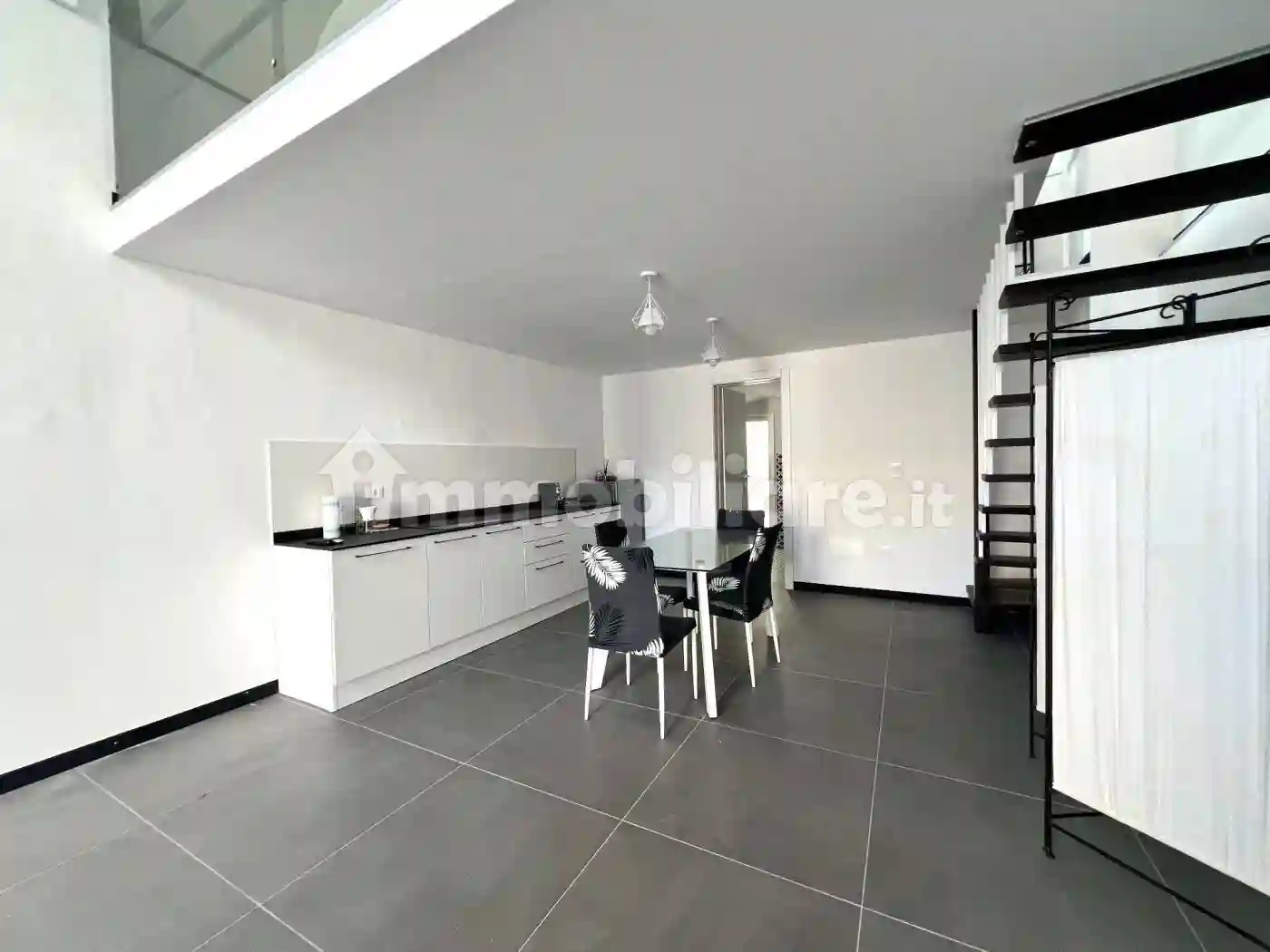 Loft - foto 5