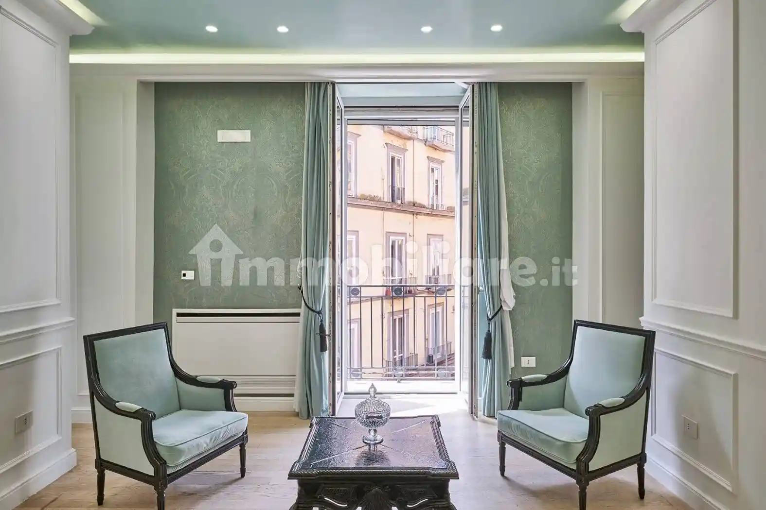 Appartamento in vendita a Napoli