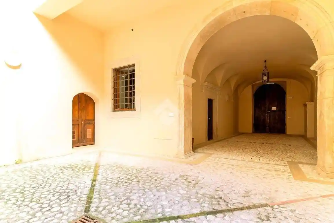 Quadrilocale via Grifo 6, Villa Comunale, L'Aquila - foto 4