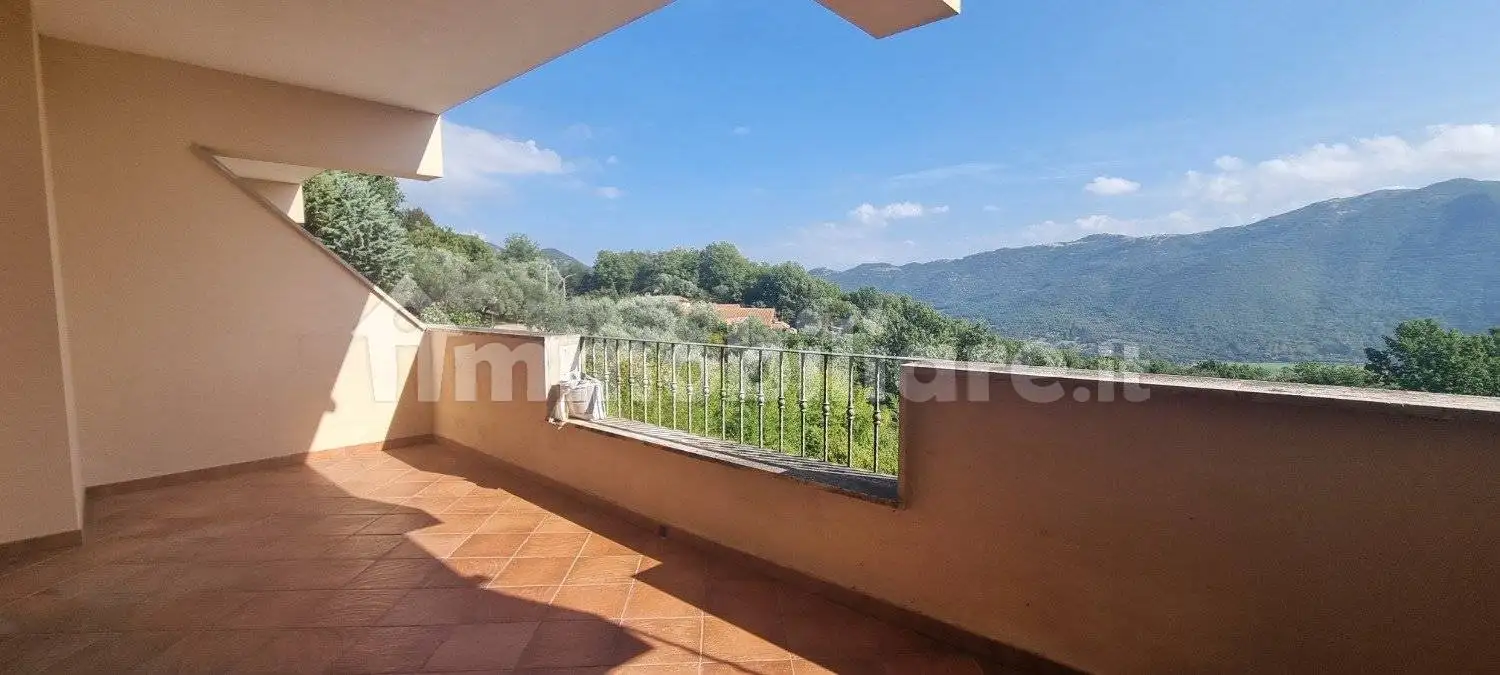 Appartamento via Umberto Parricchi, 3, Anticoli Corrado - foto 2