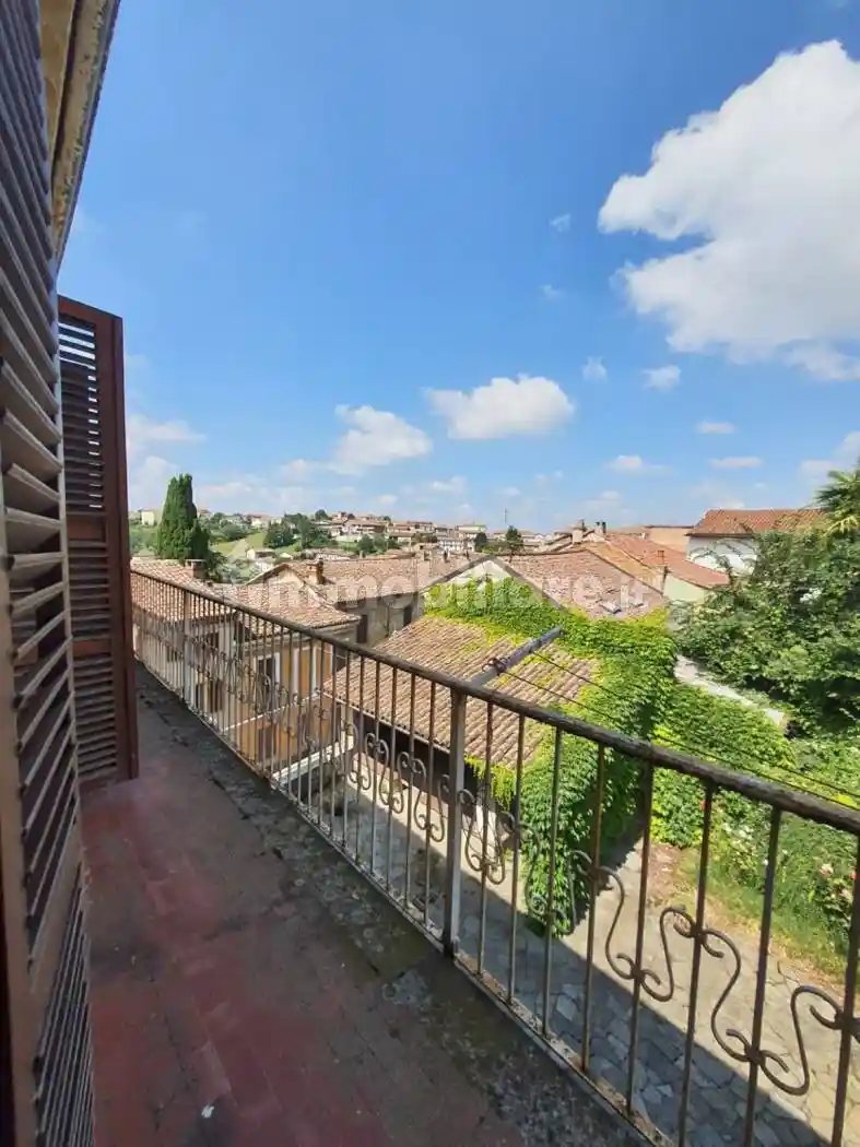 Casa indipendente in vendita a Montemagno