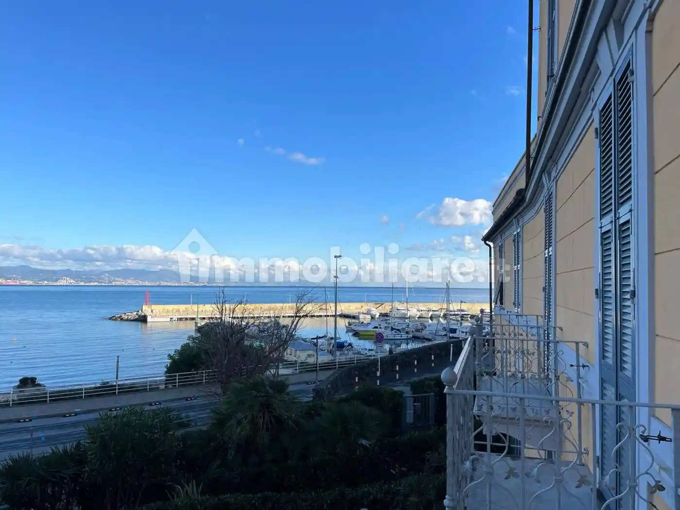 Appartamento in affitto a Arenzano