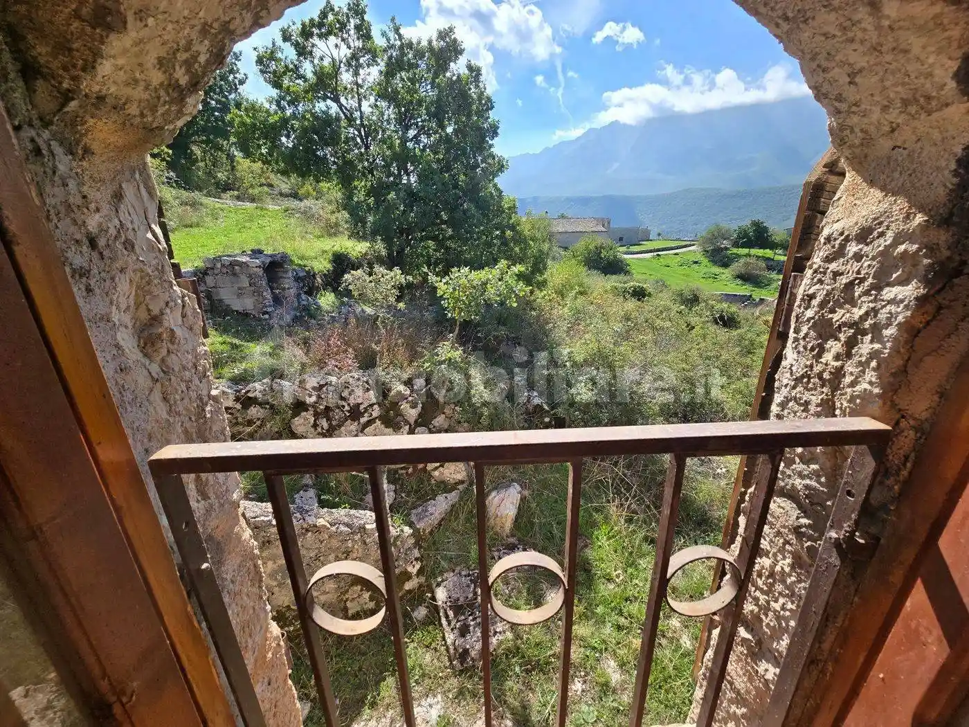 Rustico - Casale in vendita a Tione degli Abruzzi