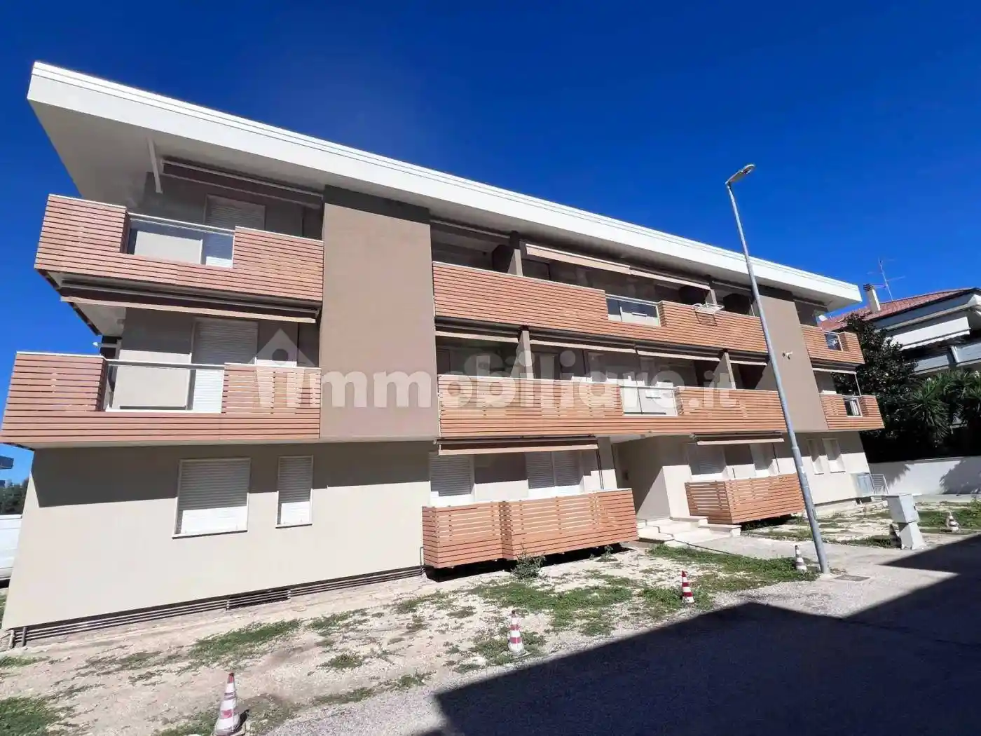 Quadrilocale via Venezia, Lungomare Marconi, Alba Adriatica - foto 3