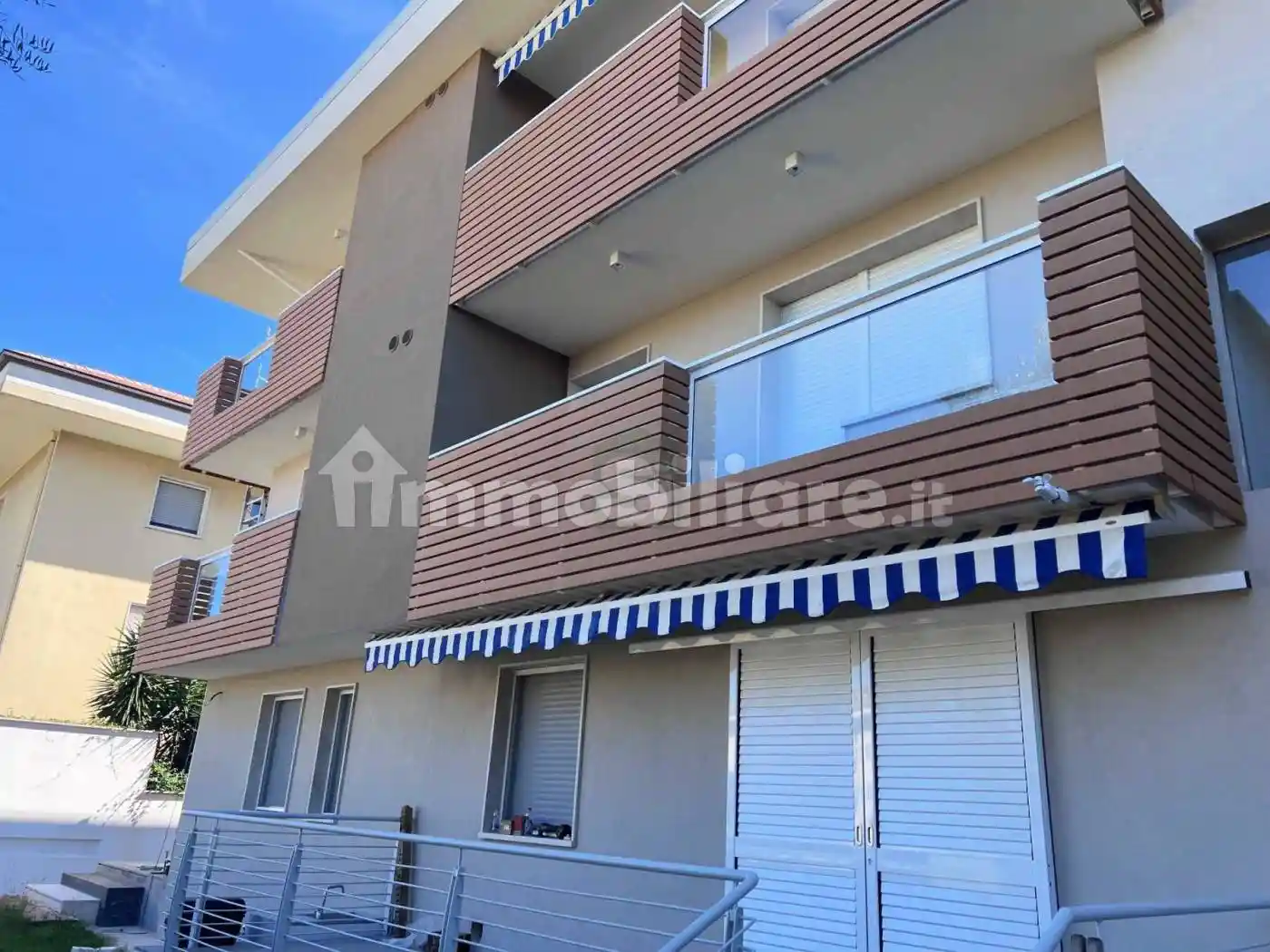 Quadrilocale via Venezia, Lungomare Marconi, Alba Adriatica - foto 5