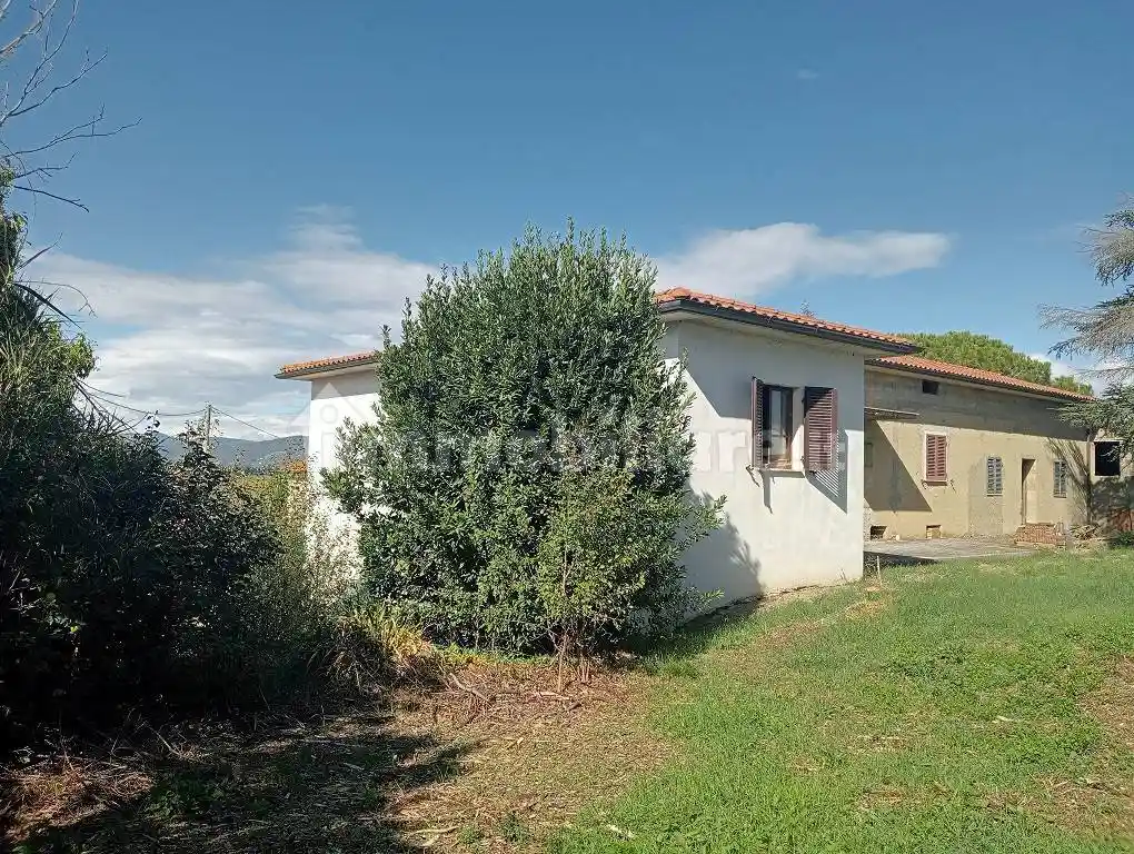 Rustico - Casale in vendita a Cortona