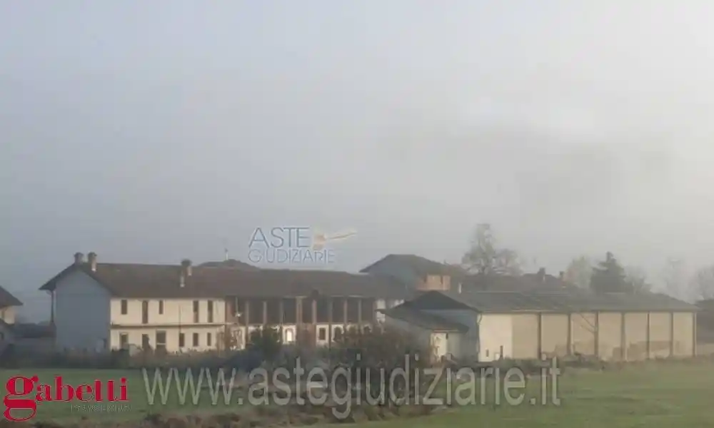 Rustico - Casale in vendita a Bra