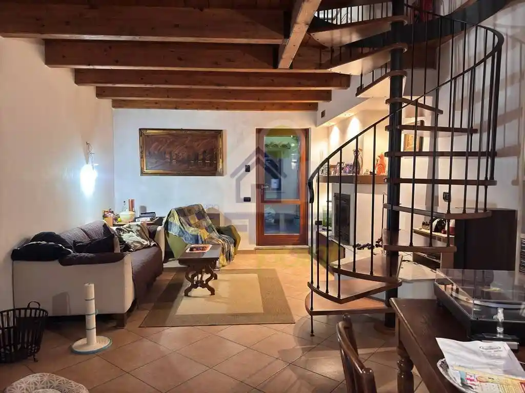 Casa indipendente in vendita a Cremona