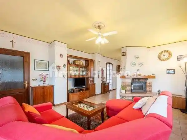 Villa in vendita a Albinea