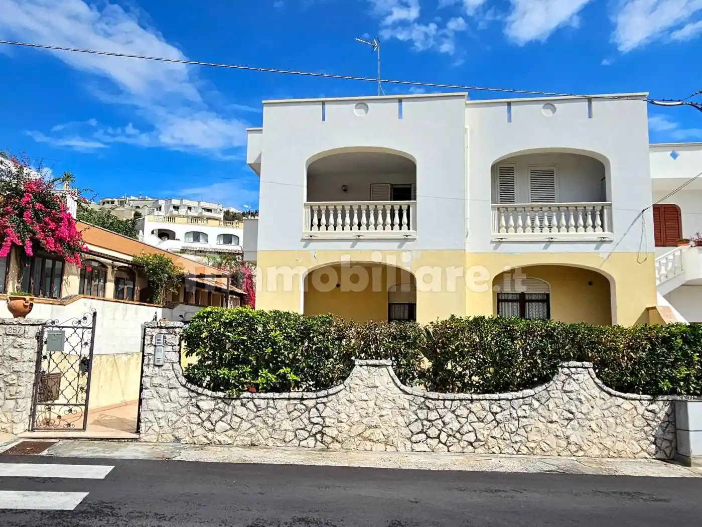 Appartamento in vendita a Castro